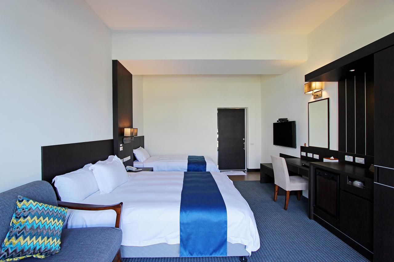 Celebrity 99 Hotel Джиан Екстериор снимка